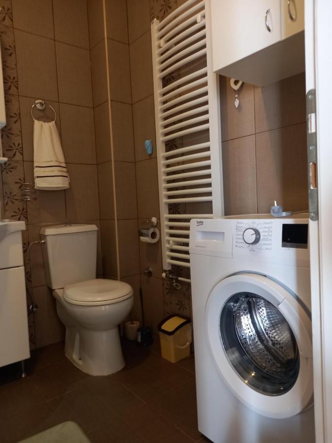 Apartman Marija Paraćin Exteriör bild