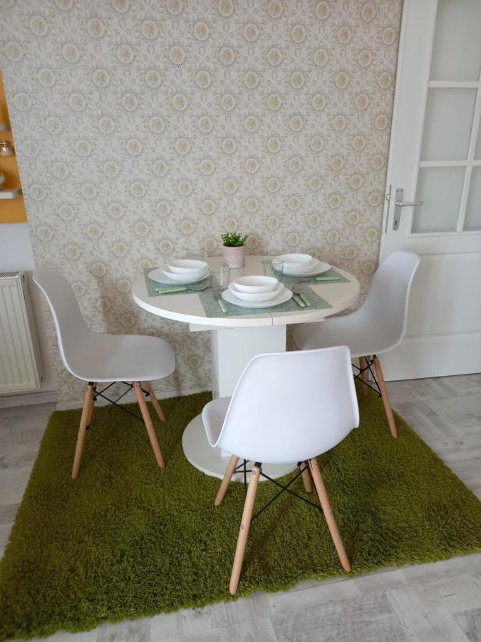 Apartman Marija Paraćin Exteriör bild